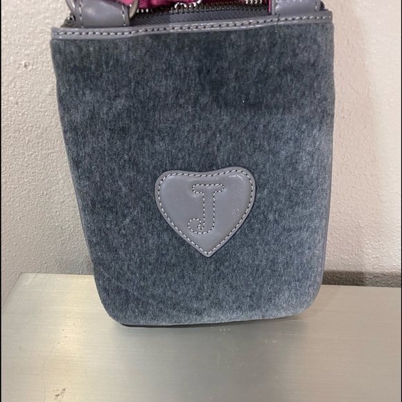 Juicy Couture crossbody handbag - Picture 4 of 6